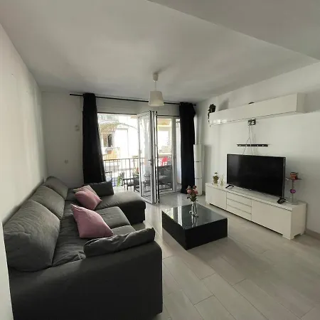 Apartamento Playa Centro Paseo Maritimo Apartment *