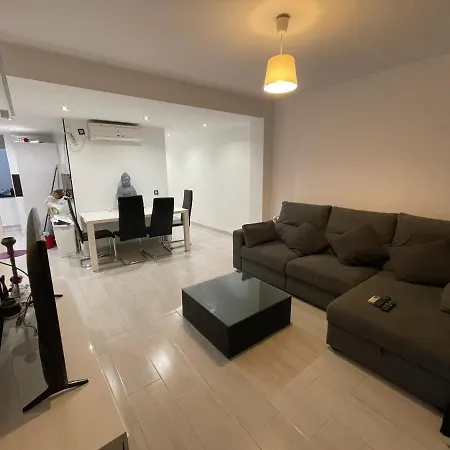 Apartamento Playa Centro Paseo Maritimo Apartment *